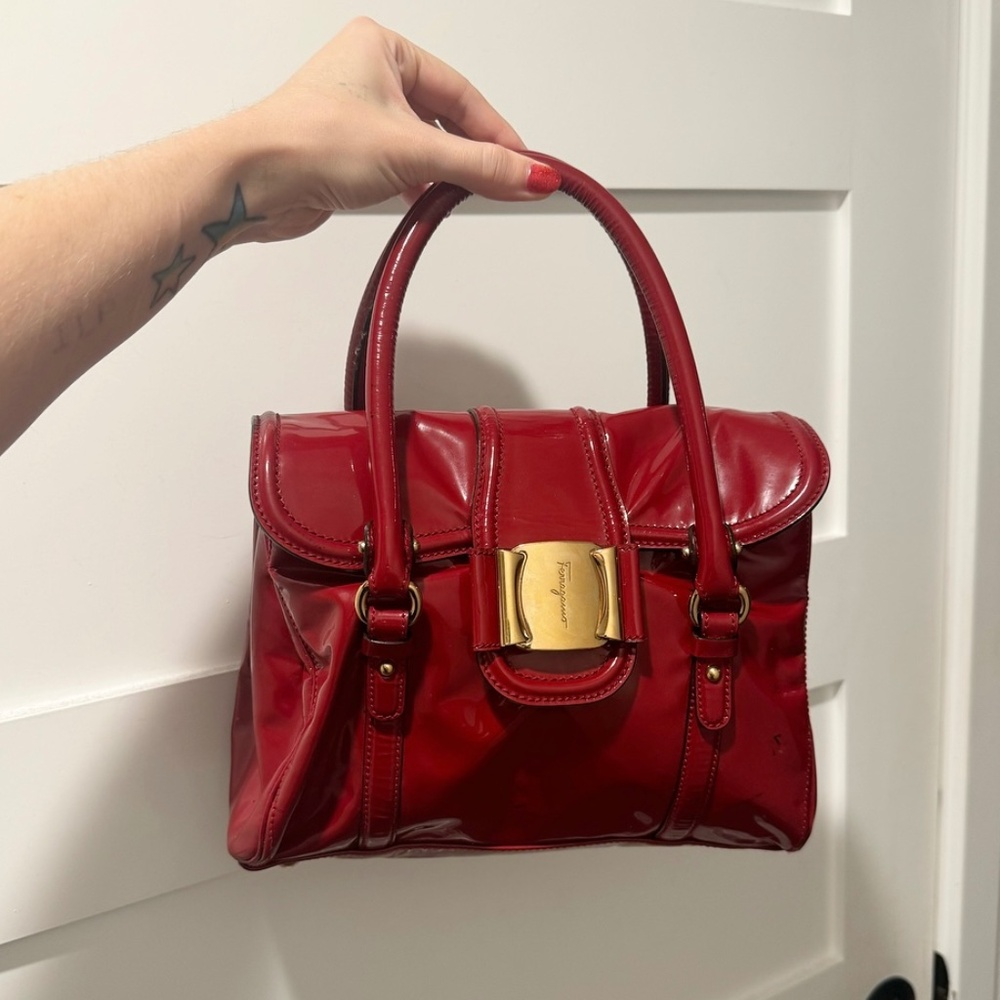 Salvatore Ferragamo bag good condition